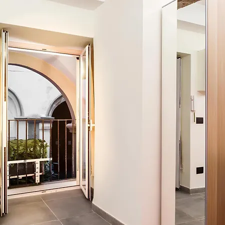 Jacuzzi - Centro Storico La Goccia Di S.gennaro Apartmán *