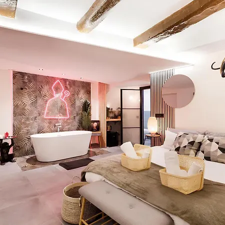 Jacuzzi - Centro Storico La Goccia Di S.gennaro