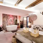 [jacuzzi - Centro Storico] La Goccia Di S.gennaro